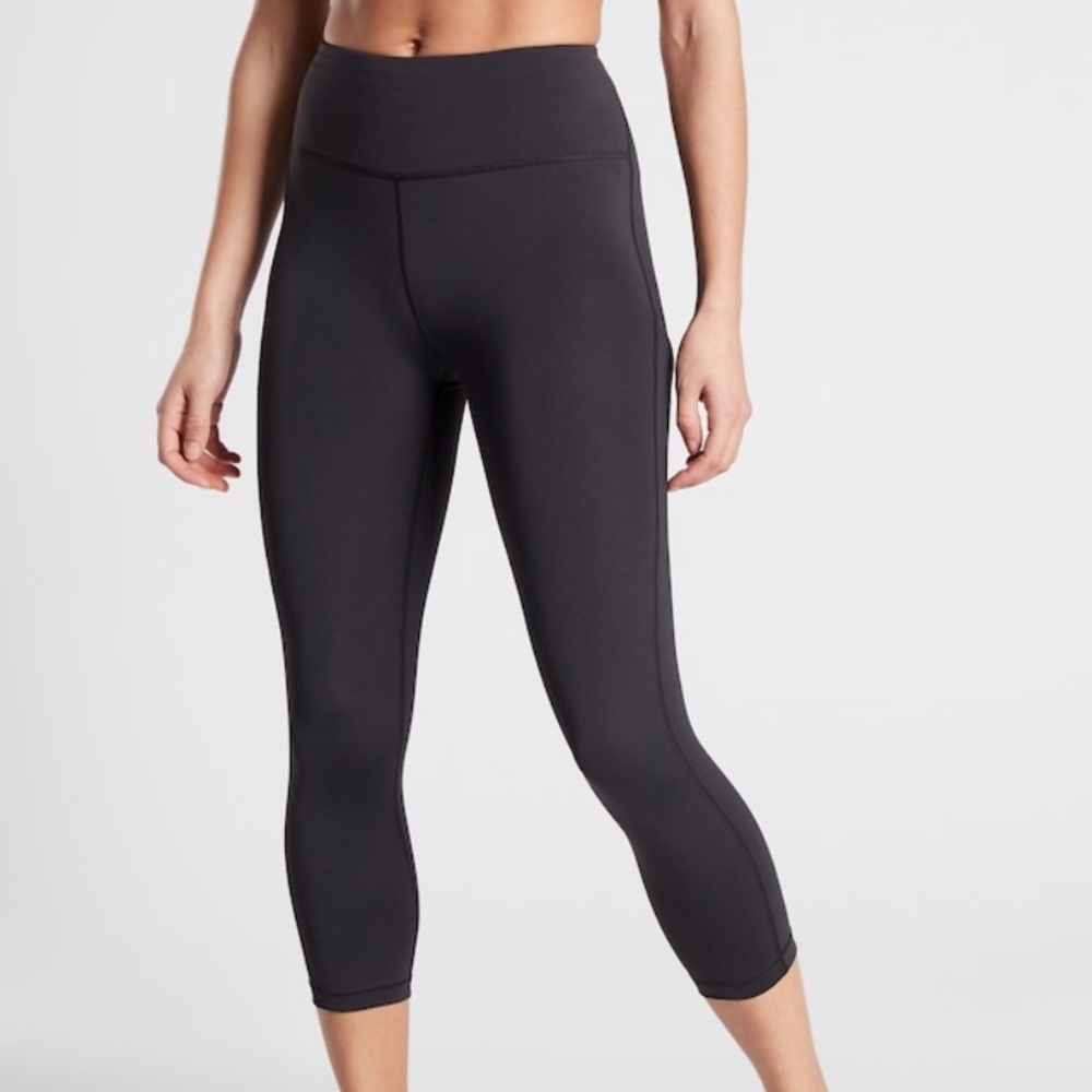ultimate stash pocket capri